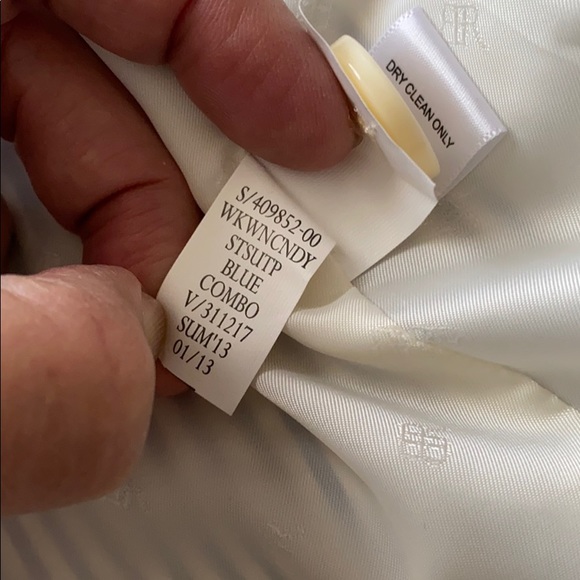 Banana Republic women’s blazer - Picture 4 of 5